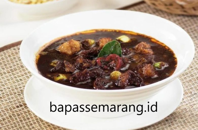 Lezatnya Rawon Hitam Khas Surabaya